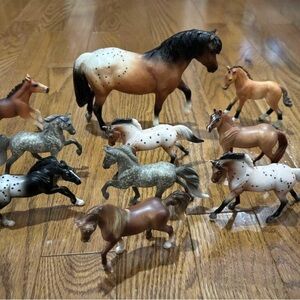 Bryer and 2 Schleich Horses Lot of 10